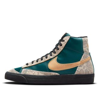 Nike (WMNS) Nike Blazer Mid 77 Lucha Libre DM6176-393
