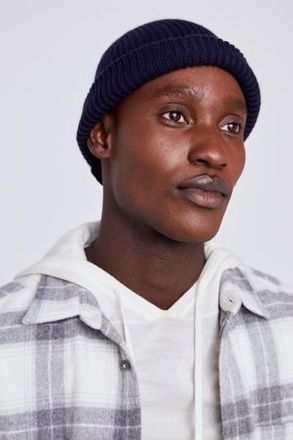 Moss Bros. Navy Cashmere Blend Ribbed Beanie