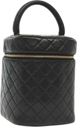 Chanel Pre-owned Bucket Bags, female, Black, Size: ONE SIZE Pre-owned Vintage Bucket Bag