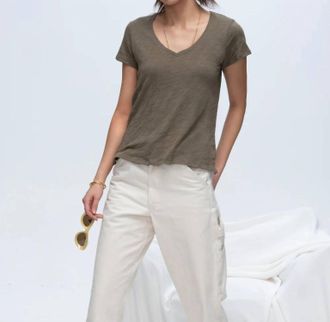 ATM Anthony Thomas Melillo Schoolboy V-Neck Short Sleeve Tee In Army