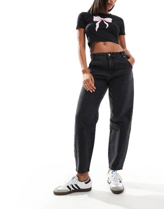 Only Troy high waist carrot jeans in black