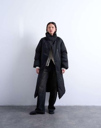 Topshop Piumino taglio lungo nero con collo a imbuto e cintura-Neutro