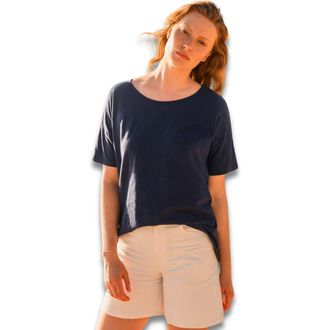 Celtic & Co. Round Neck Boxy Fit T-Shirt in Dark Navy at Nordstrom, Size 12