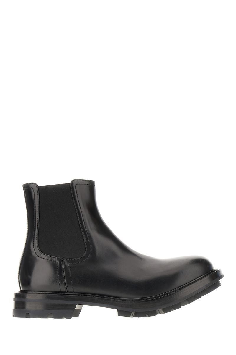 Alexander McQueen: Black Boots now up to −61% | Stylight