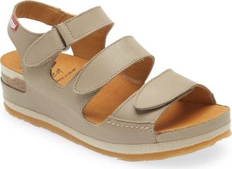 On Foot 201 Slingback Platform Sandal in Taupe Leather at Nordstrom, Size 8.5 Us