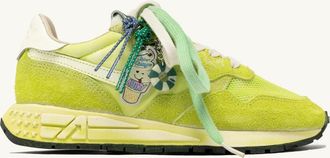 Autry REELWIND SUPER VINTAGE SNEAKERS IN WHITE AND ELECTRIC SUEDE AND NYLON