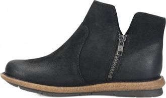 Born Womens Taj Boots In Black