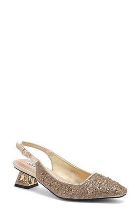Lady Couture Ronda Slingback Pump in Gold at Nordstrom Rack, Size 12