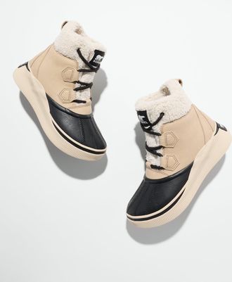 Sorel Out N About IV Chillz Waterproof Boots - Omega Taupe/ Black - 10 1/2 M Talbots