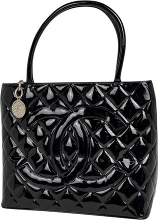 Chanel Black Patent Leather Handbag Tote Bag (Pre-Owned)