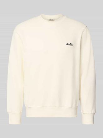 Ellesse Sweatshirt mit Rundhalsausschnitt und Label-Stitching in Offwhite, Gr&ouml;&szlig;e XXL