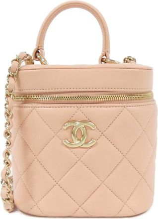 Chanel Leather Handbag (Pre-Owned)