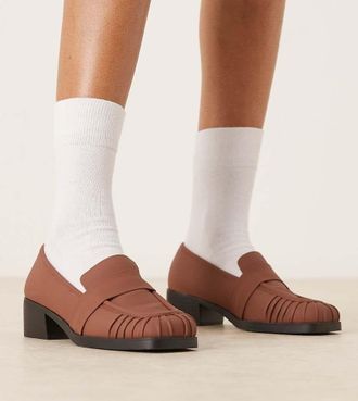 Raid RAID Wide Fit - Aarvi - Mocassini marroni con punta squadrata a pianta larga-Marrone