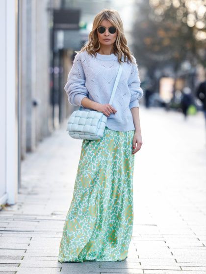 Gonna e maglione… la coppia semplicemente perfetta per la primavera!