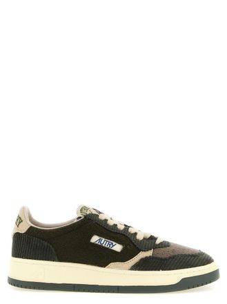 Autry Dark Green Medalist Low Sneakers
