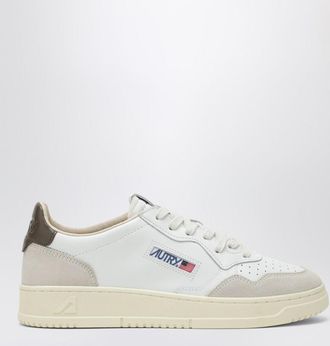 Autry Medalist sneakers in white and khaki leather and suede