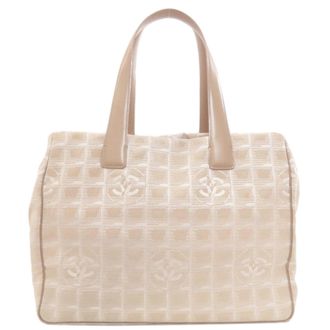 Chanel Beige Nylon Tote Bag (Pre-Owned)