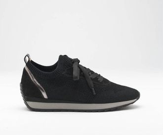 Softwaves Womens Dale Leather Sneakers In Black