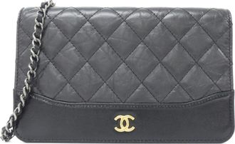 Chanel Leather Chain/Shoulder Wallet (Pre-Owned)
