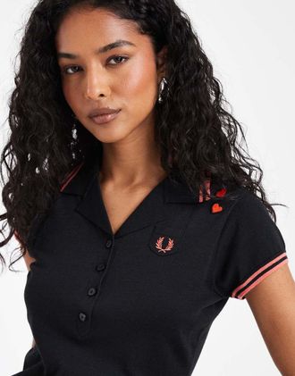 Fred Perry x Amy Winehouse - Polo in maglia nera con tasca-Nero