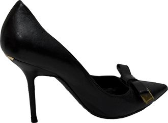 Burberry Burberry pumps met spitse neus en strikaccent in zwart leer