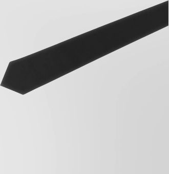 Tom Ford slim design nappa tie