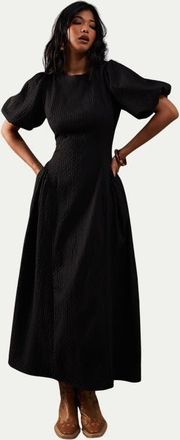 Warehouse Seersucker Puff Sleeve Midi Dress in Black at Nordstrom, Size 4