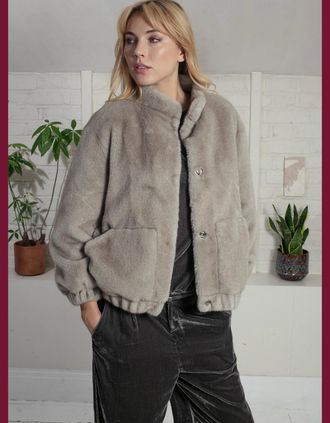 Nooki Design Womens Aubrey Faux Fur Jacket In Grey - Size: 10/8
