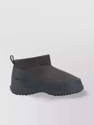 Moon Boot suede boots