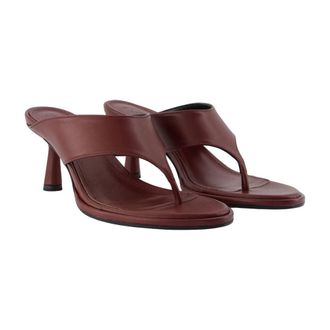 Aeyde Womens Olenna Heel Burgundy Calfskin