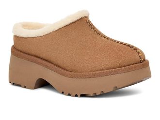 UGG New Heights Cozy Clog Womens Shoes Chestnut : 12 B - Medium, Suede/Wool