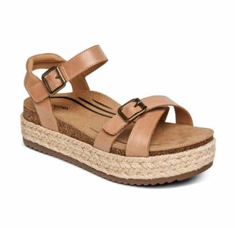 Aetrex Womens Paula Platform In Camel