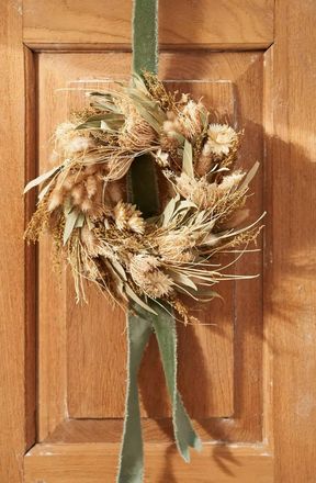 Creative Co-op Field Mix Dried Wreath In Beige