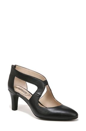 Life Stride Giovanna 2 Pump - Wide Width Available in Black Synthetic at Nordstrom, Size 5.5