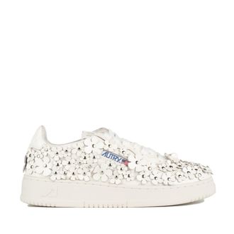 Autry Medalist Low Blooming Sneakers In White Patent Leather