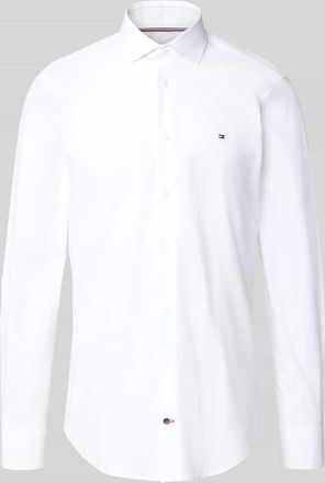 Tommy Hilfiger Tailored Slim Fit Businesshemd aus Baumwoll-Mix in Weiss, Größe 39