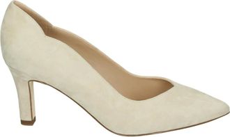 Peter Kaiser Beige Su&egrave;de Pumps met G Breedte - Dames - Pumps - Beige - 40 EU - Su&egrave;de - Schoenen