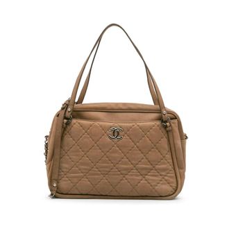 Chanel Pre-owned Tote Bags, female, Brown, Size: ONE SIZE Pre-owned Quilted Leather Shoulder Bag