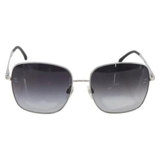 Chanel Pre-owned Accessories, female, Black, Size: ONE SIZE Pre-owned Plastic Sunglasses
