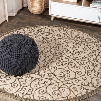Jonathan Y Designs Madrid Vintage Filigree Textured Weave Indoor/Outdoor Round Area Rug in Beige/brown at Nordstrom, Size 5Ft 0In X 5Ft 0In