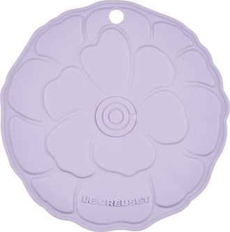 LE CREUSET Silicone Petal Trivet in Powder Purple at Nordstrom