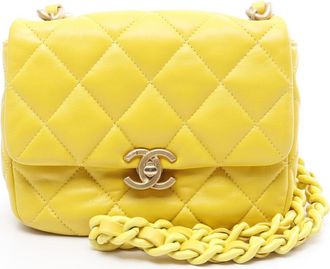 Chanel Matelasse Leather Shoulder Bag (Pre-Owned)