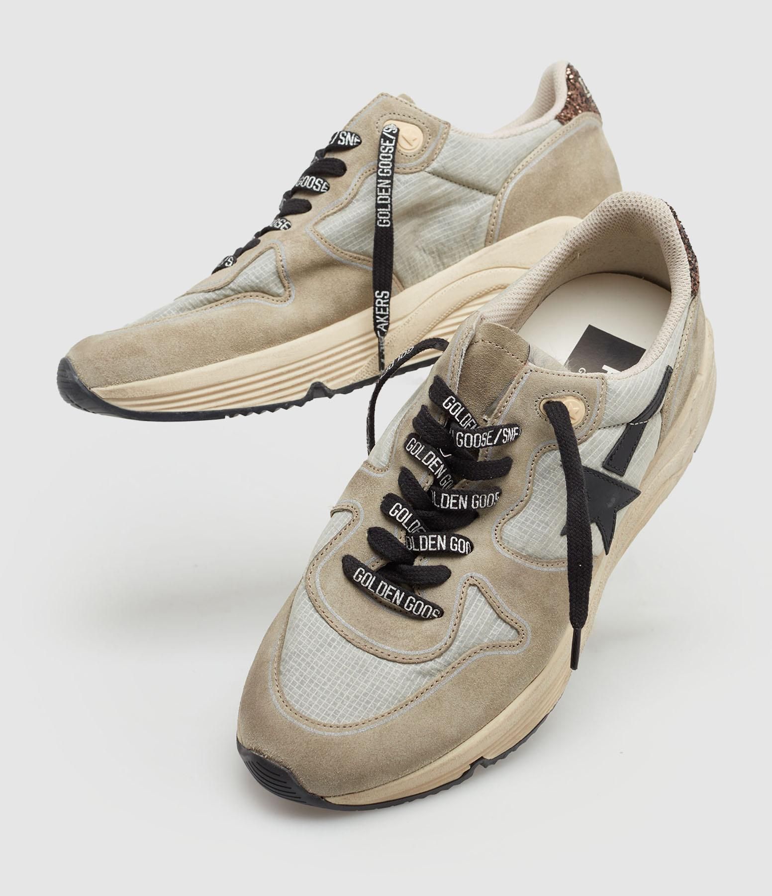 Baskets Homme Lulli Sur La Toile Golden Goose Femme Golden Goose Baskets  Running Sole Cuir Gris Dès 530,00 € Sur