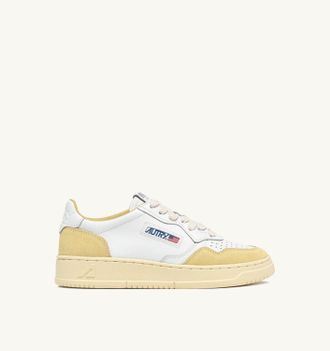 Autry SNEAKERS MEDALIST LOW IN PELLE BIANCA E SUEDE STRAW