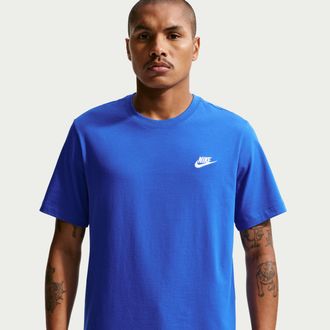 Nike Mens Nike Sportswear Club T-Shirt in Blue | AR4997-480