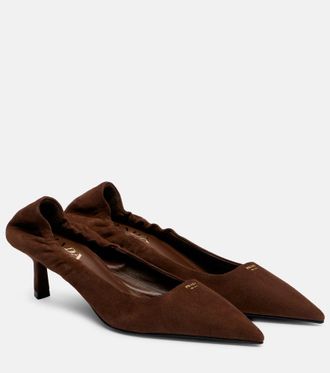 Prada 55 logo suede pumps