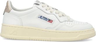 Autry Medalist Low-Top Sneakers