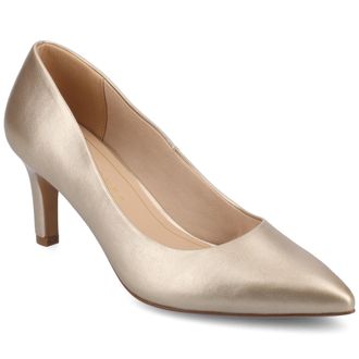 Journee Collection Women & apos;s Scylee Medium and Wide Width Pumps