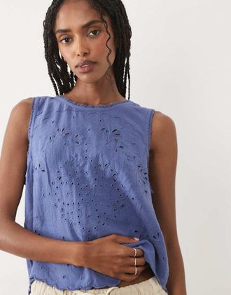 Abercrombie & Fitch Top blu senza maniche ricamato con allacciatura sul retro-Bianco