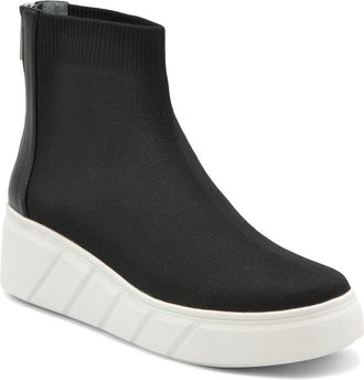 Charles by Charles David Rio Stretch Sneaker